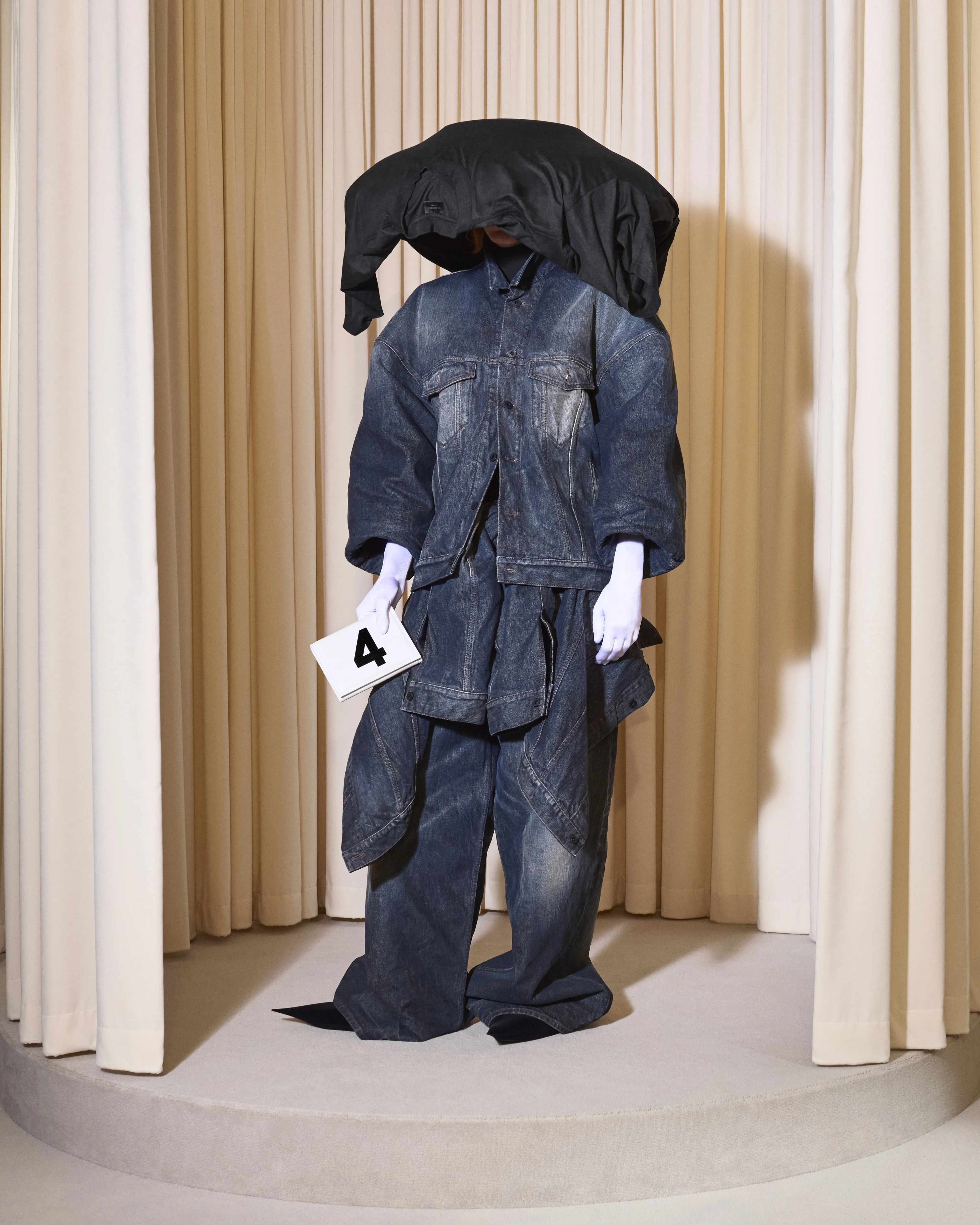 Balenciaga | 53rd Couture Collection
